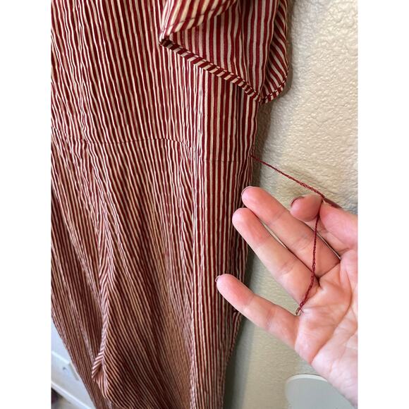 Mid Ref Red Pinstriped Flutter Sleeve Wide Leg Summer Style Jumpsuit Small - Picture 4 of 13